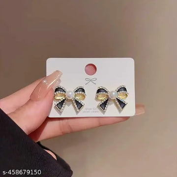 Korean Tiny Black Bow Crystal Pearl Earring