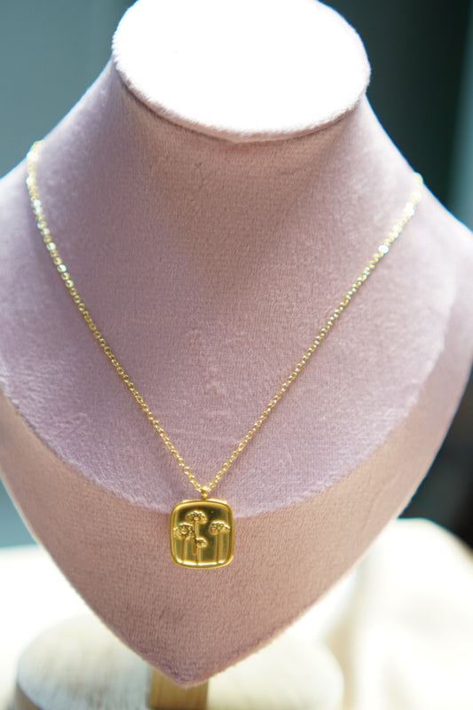 Blind Date Necklace
