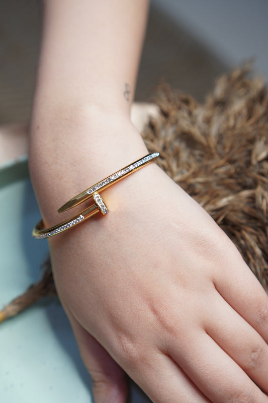 Gilded Majesty Statement Bracelet